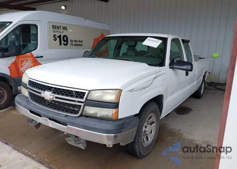 2006 Chevrolet Silverado 1500 Work Truck z USA, uszkodzony, nr VIN 1GCEC19V66E260447